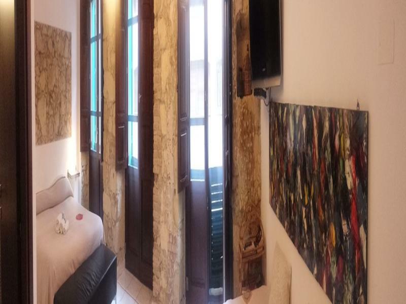 Pensión Beni Benius Cagliari